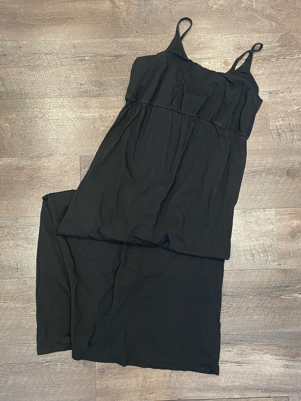 Old Navy Maternity Women’s Black Spaghetti-Strap Maxi Dress Size Medium